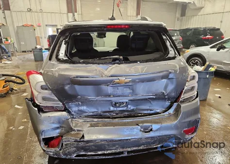 2020 Chevrolet Trax 1Lt z USA, uszkodzony, nr VIN 3GNCJLSB9LL267226